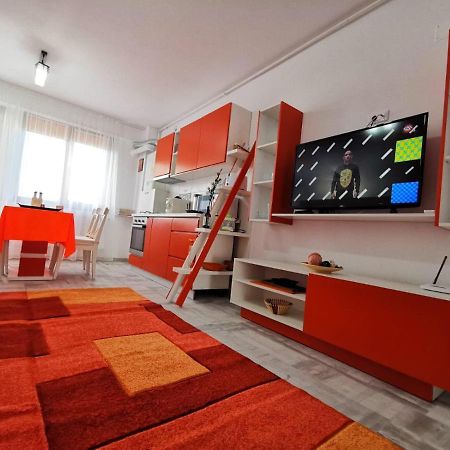 Orange Apartment-Brilliant Apartments Constanţa Exteriér fotografie